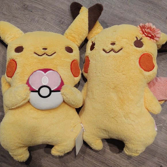 2016 IT'S DEMO pokemon pikachu pair plushies pillow cushion - Picture 1 of 2